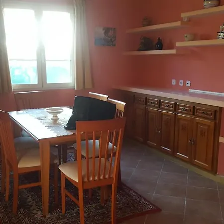 Villa Monica *